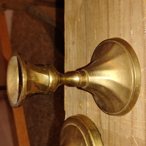 Vintage Brass Candlestick Lot Of 3- 2 Small 1 Large - Picture 3 of 6